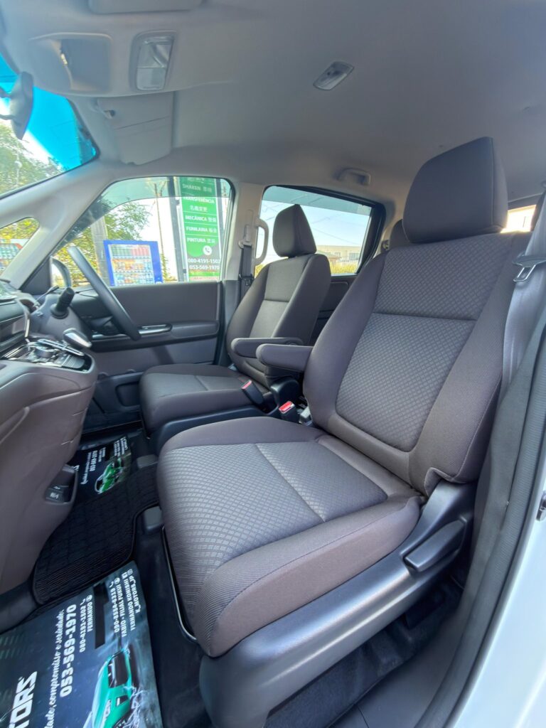 188_HONDA_FREED 09