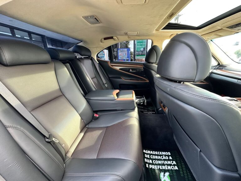 263_Lexus LS600h 08