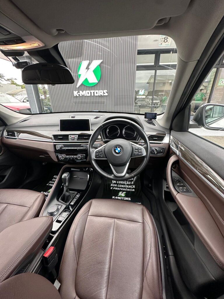 274_BMW X1 18D 12