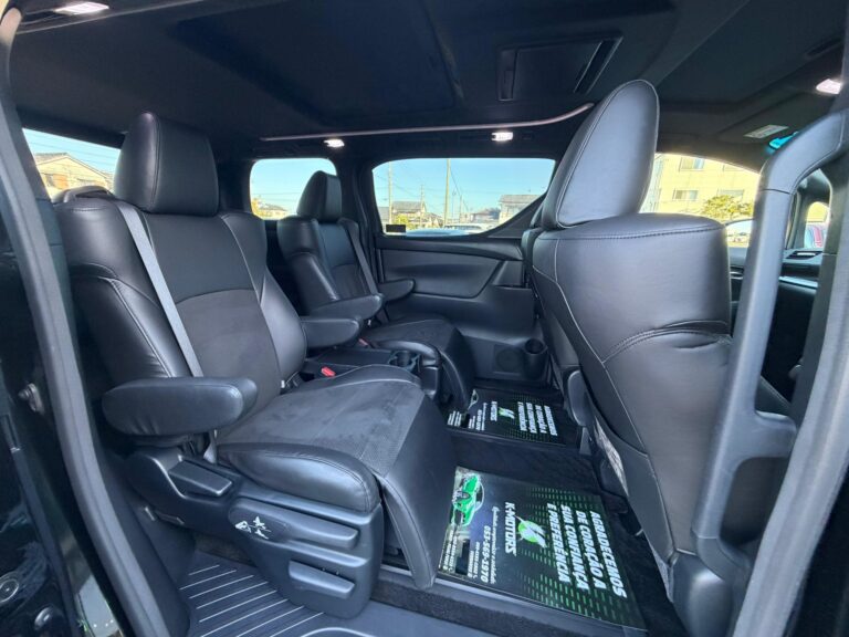 VELLFIRE 2.5 Z 08