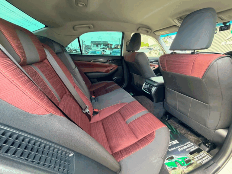 Toyota Crown Athlete Hybrid S (5)