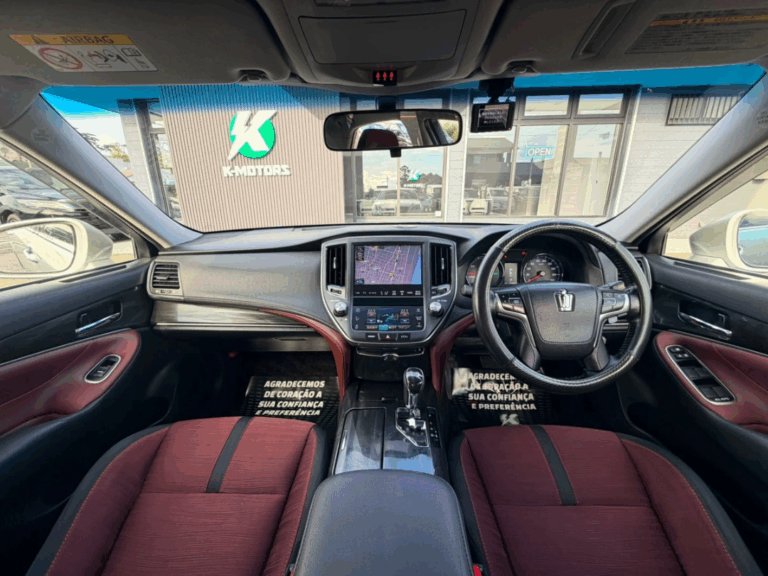 Toyota Crown Athlete Hybrid S (6)